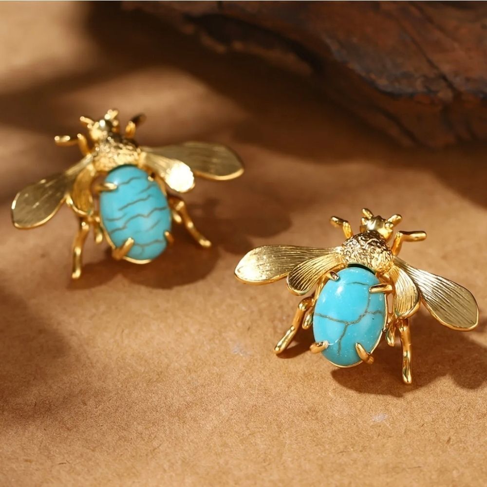 Gorgeous Bee Earrings 18k Gold Plated